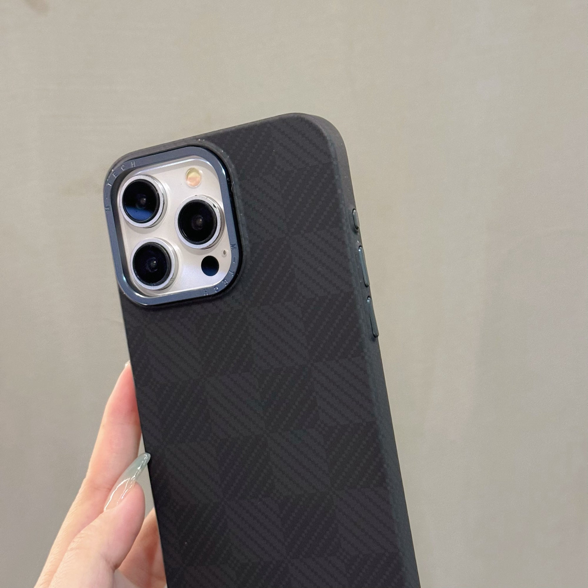 For iPhone 15 Pro Case Hard PC Grid Pattern Anti-Scratch Phone Cover For iPhone 15 Pro Case Hard PC Grid Pattern Anti-Scratch Phone Cover